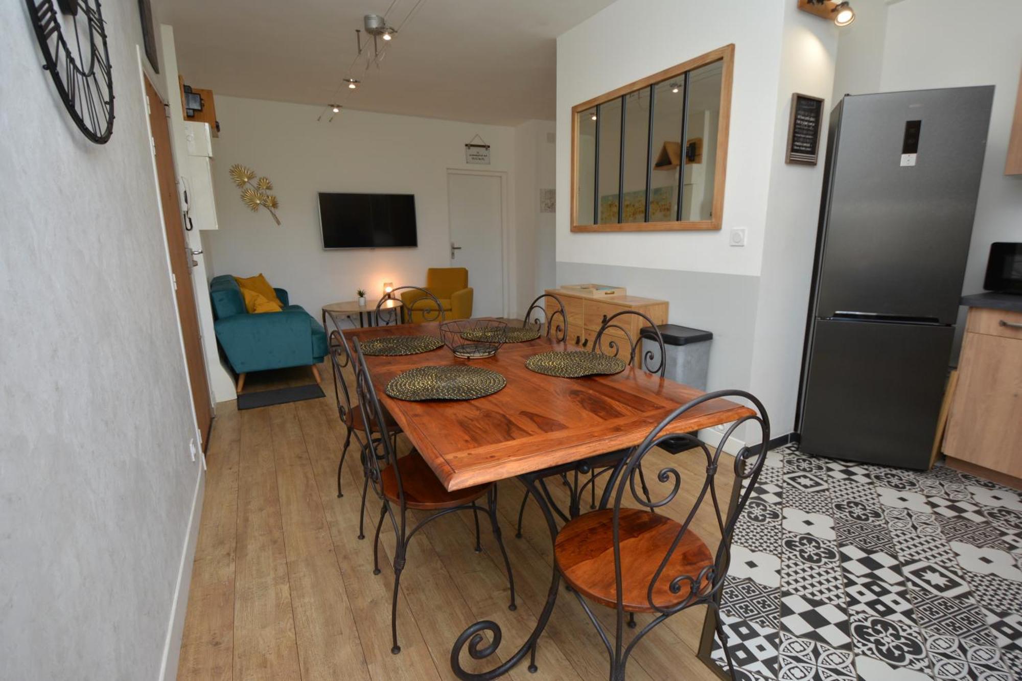 Bellavita - Cosy & Moderne - Proche Des Remparts - Climatisation Apartment Avignon Exterior photo